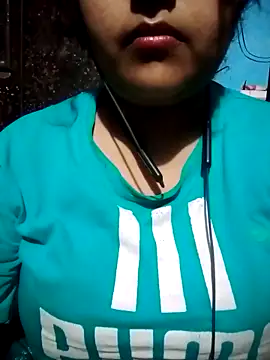 Love-Veronica online show from 03/08/26, 06:01