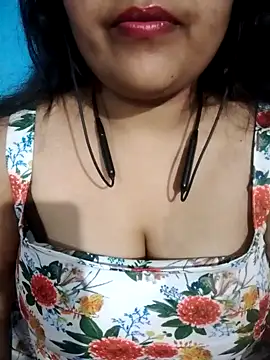 Love-Veronica online show from 03/20/26, 06:02