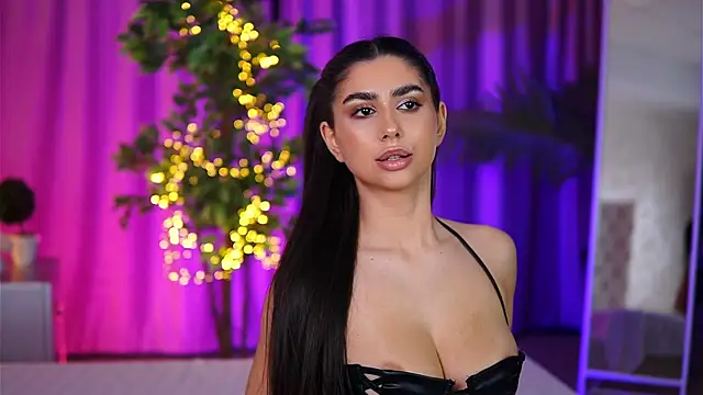 YemayaLuna online show from 01/15/25, 02:17