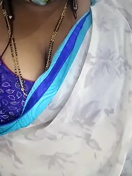 Sexy Radhikaa online show from 11/08/25, 05:07