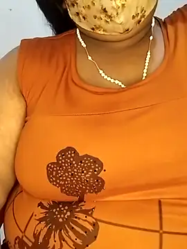 Snapshot of Sexy_Radhikaa chatting on 05/02/26, 06:51 Sexy Radhikaa online show from 05/02/26, 06:51