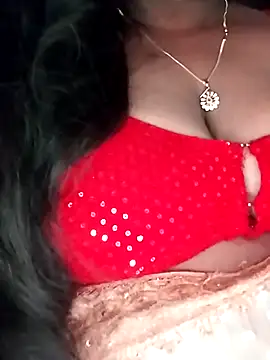 Snapshot of Sexy_Radhikaa chatting on 05/09/26, 04:12 Sexy Radhikaa online show from 05/09/26, 04:12