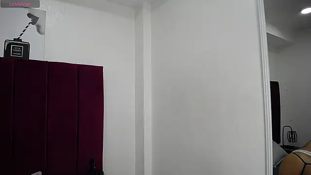 Snapshot of Kylee28 chatting on 01/25/25, 08:42 Kylee28 online show from 01/25/25, 08:42