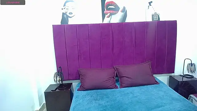 Snapshot of Kylee28 chatting on 02/07/25, 07:59 Kylee28 online show from 02/07/25, 07:59