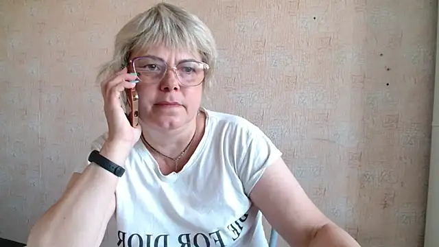 sweetsunset11 online show from 09/22/25, 04:14