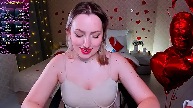 Snapshot of Jenny_Luvv chatting on 02/13/25, 08:45 Jenny Luvv online show from 02/13/25, 08:45