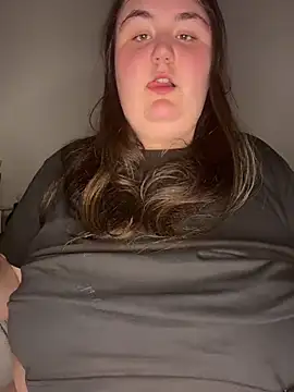 hotiee online show from 04/28/26, 07:30