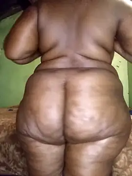 Snapshot of Sweetblackassxxx505 chatting on 05/10/26, 06:02 Sweetblackassxxx505 online show from 05/10/26, 06:02
