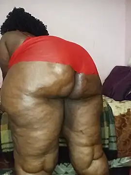 Snapshot of Sweetblackassxxx505 chatting on 07/26/26, 04:14 Sweetblackassxxx505 online show from 07/26/26, 04:14
