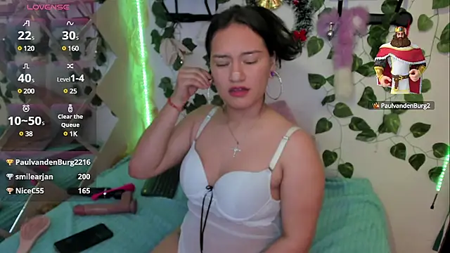 Megan sophia2 online show from 12/30/24, 04:19