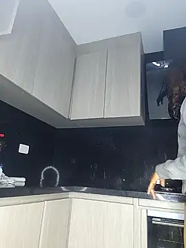 varenkaivanova 22 online show from 12/14/24, 11:18