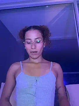 varenkaivanova 22 online show from 03/13/25, 06:16