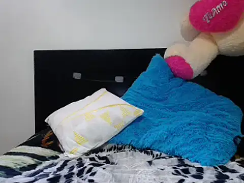 princehermosa44 online show from 02/12/25, 02:10