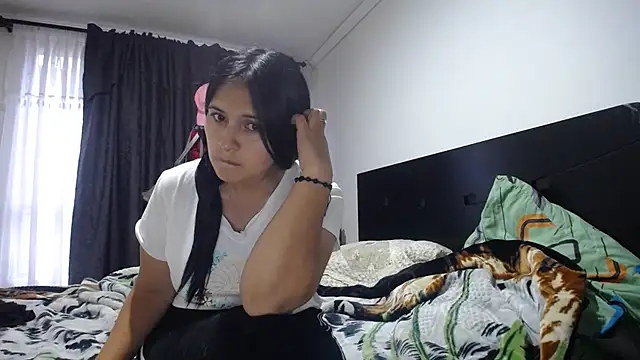 princehermosa44 online show from 10/24/25, 09:33