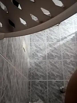 Naomy veracruz  online show from 12/18/25, 09:59