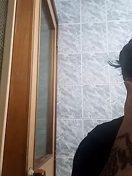 Naomy veracruz  online show from 04/08/26, 10:15