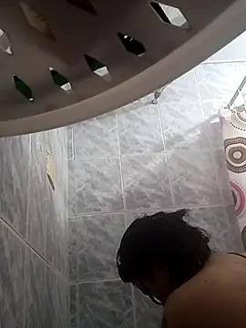 Naomy veracruz  online show from 04/10/26, 11:04