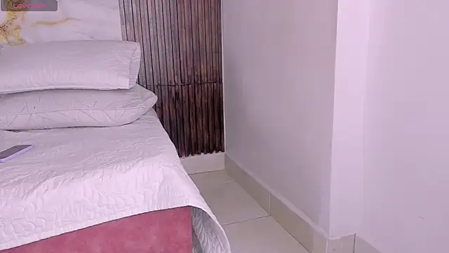 king lovely hornyy online show from 06/19/26, 11:14