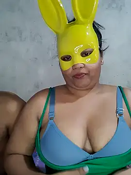 Snapshot of Masha_123 chatting on 02/02/25, 04:59 Masha 123 online show from 02/02/25, 04:59