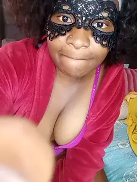 Snapshot of Sexycurvesbi chatting on 09/25/25, 08:51 Sexycurvesbi online show from 09/25/25, 08:51