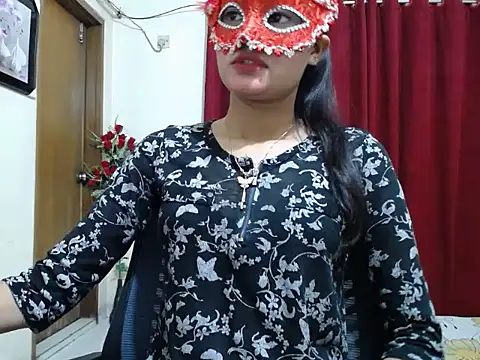 taisina online show from 02/01/25, 04:11