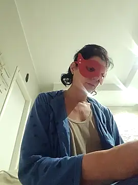 Vagabondainnamorata online show from 12/22/25, 03:47