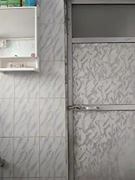 surabhi09 online show from 02/18/26, 07:37