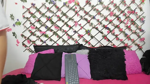 abby eemily online show from 03/07/25, 07:05