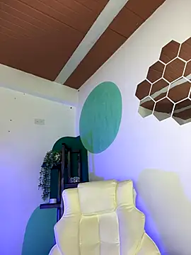 LollaByer online show from 09/28/25, 08:14