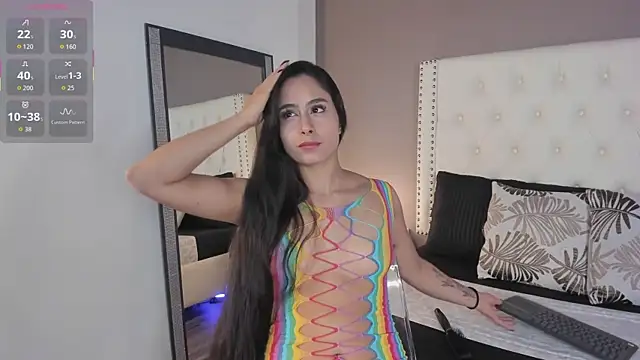Snapshot of Julia_Martinez_ chatting on 06/19/26, 11:36 Julia Martinez online show from 06/19/26, 11:36