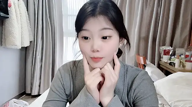 yangyang-1115 online show from 02/10/25, 09:58