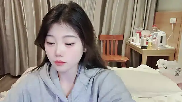 yangyang-1115 online show from 02/15/25, 04:01