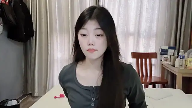 yangyang-1115 online show from 02/18/25, 05:31