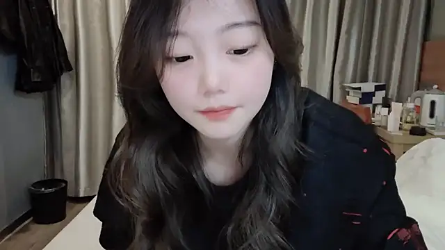 yangyang-1115 online show from 02/25/25, 05:41