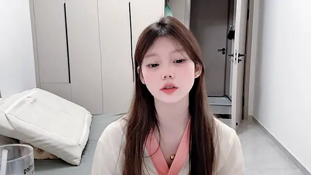 yangyang-1115 online show from 09/24/25, 04:21