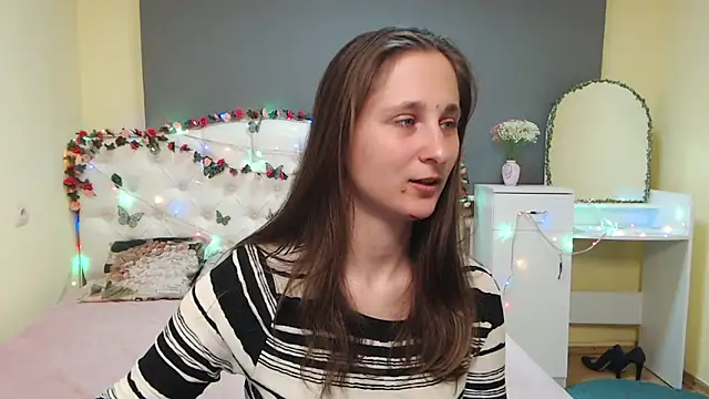 MichelLeee online show from 03/26/26, 12:22