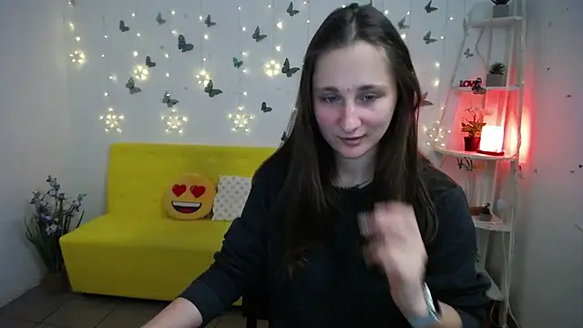 MichelLeee online show from 04/23/26, 11:31