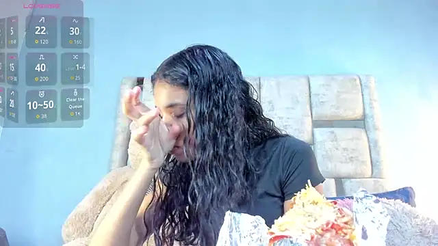 Snapshot of AshleyHill2 chatting on 09/23/25, 03:53 AshleyHill2 online show from 09/23/25, 03:53