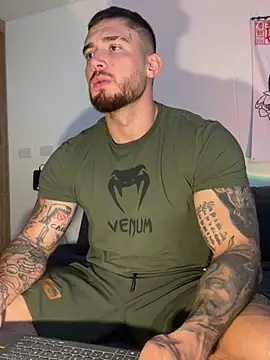 Snapshot of DimitriSullivan_ chatting on 05/15/26, 02:13 DimitriSullivan online show from 05/15/26, 02:13