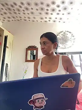 danielax50 online show from 03/05/25, 08:00