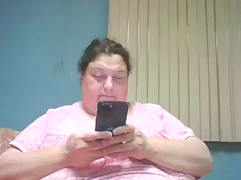 Honeybee2025 online show from 01/04/25, 10:45