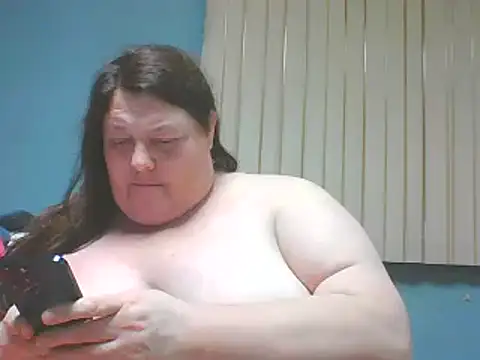 Honeybee2025 online show from 01/11/25, 12:01