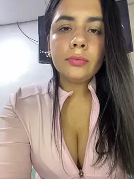 Leyna Kenet online show from 02/15/26, 11:34