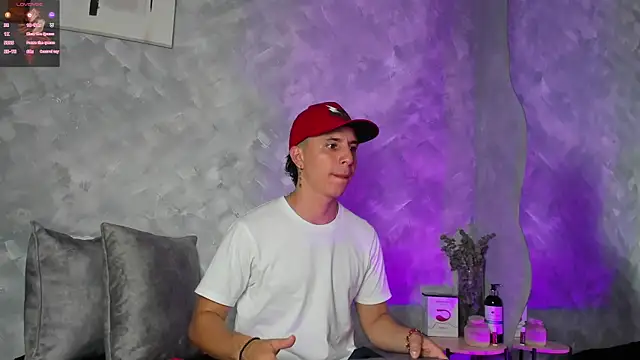 Snapshot of -Bruno-Bs chatting on 09/29/25, 09:08 -Bruno-Bs online show from 09/29/25, 09:08