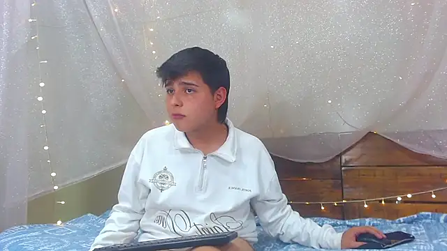 AndrewPherson online show from 02/20/25, 06:13