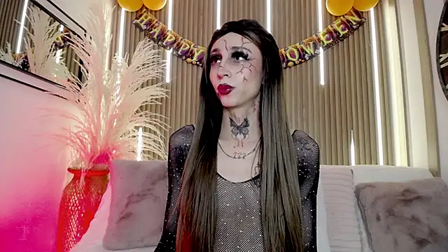 Aniie Doll online show from 10/30/25, 08:20