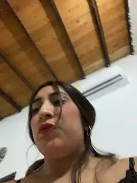 Snapshot of bigasssweet_2 chatting on 12/07/24, 02:20 bigasssweet 2 online show from 12/07/24, 02:20