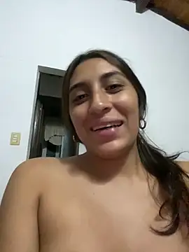 Snapshot of bigasssweet_2 chatting on 02/06/25, 03:37 bigasssweet 2 online show from 02/06/25, 03:37