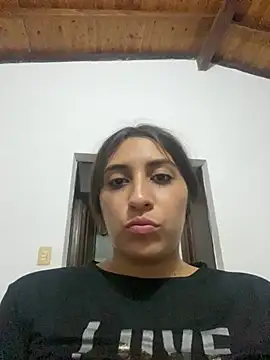 Snapshot of bigasssweet_2 chatting on 03/02/25, 04:28 bigasssweet 2 online show from 03/02/25, 04:28