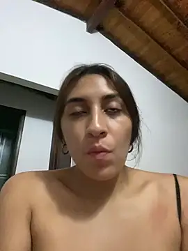 Snapshot of bigasssweet_2 chatting on 03/04/25, 03:55 bigasssweet 2 online show from 03/04/25, 03:55